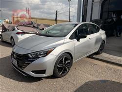 نيسان فيرسا